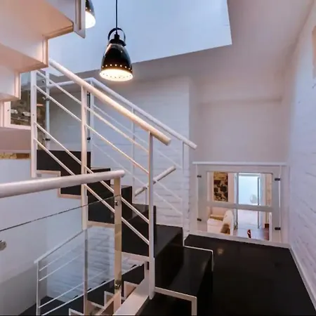 Blife Frankya Private Φάρο